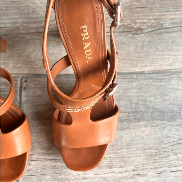 PRADA Leather T-Stap Sandal Sz 38 - Picture 6 of 8